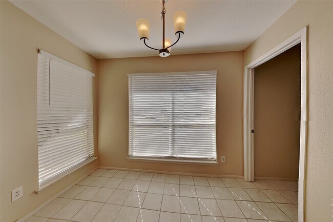 Photo - 20 Early Dawn Ct