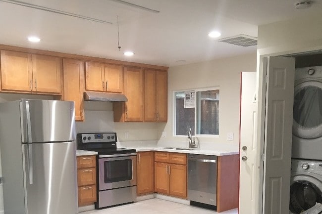 Building Photo - 1149 Lincoln Ct Unit 1 Rental