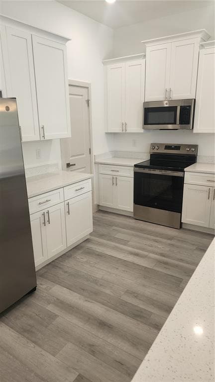 Photo - 23469 Roscoe Ave