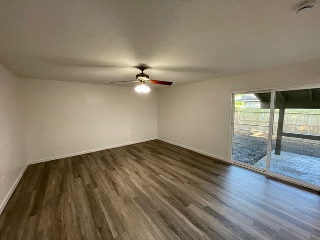 Photo - 18110 Navajo Trail Dr