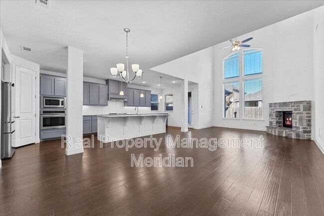 Photo - 14928 Belclaire Ave