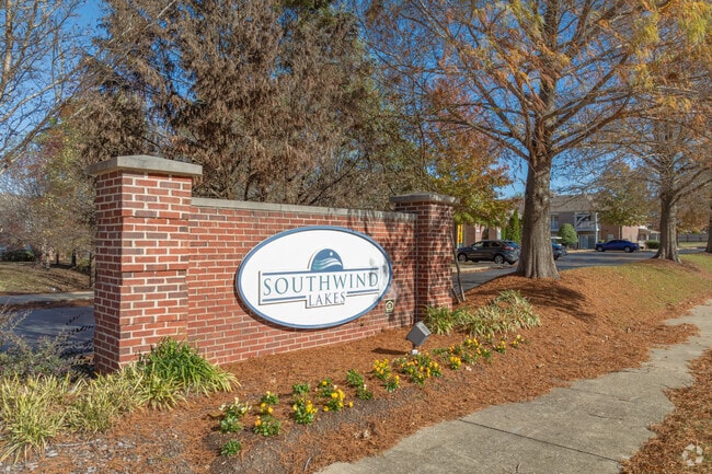 Photo - Southwind Lakes Apartments