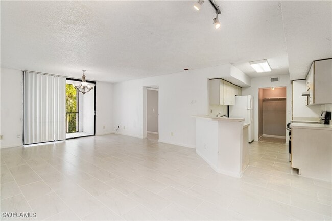 Building Photo - 13605 Eagle Ridge Dr Unit 1723 Rental