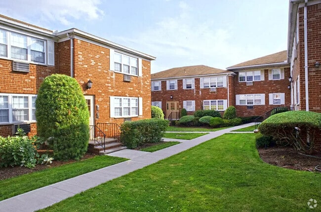 Building Photo - Cliff View Gardens Rental