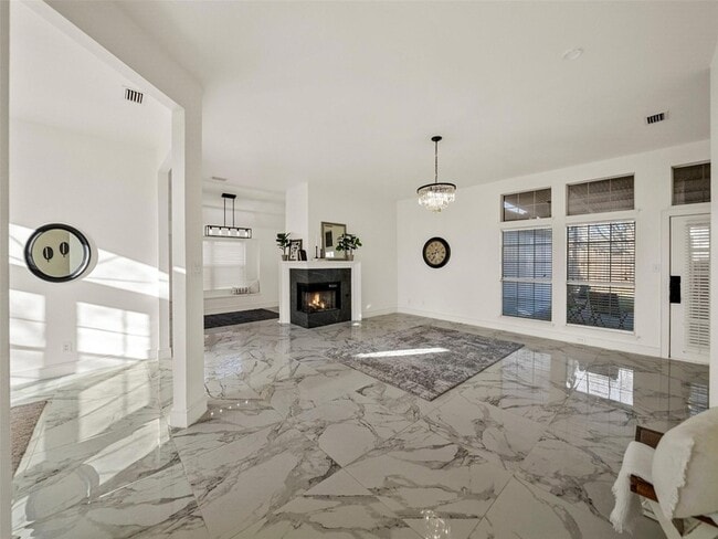 Photo - 4818 Mize Ct