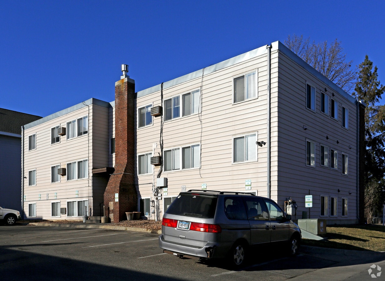 Photo - 12359 Lynn Ave Apartments
