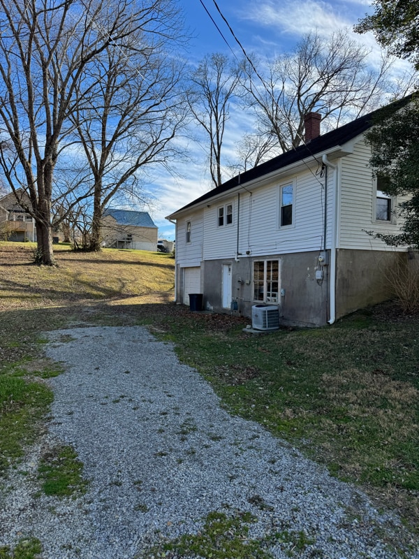 Photo - 115 Marshall St