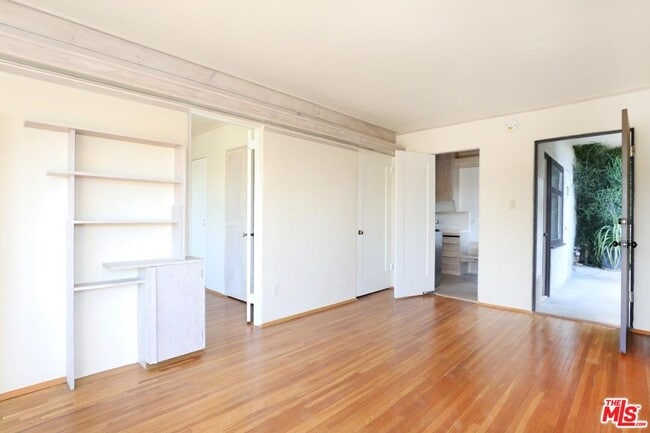 Photo - 1830 1/4 Lucile Ave