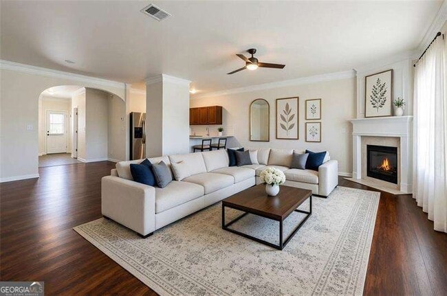 Photo - 5662 Lawley Rd