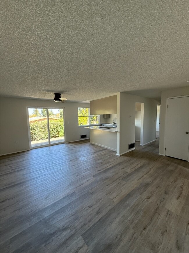 Photo - 7606 Chinook Ave Unit 7606