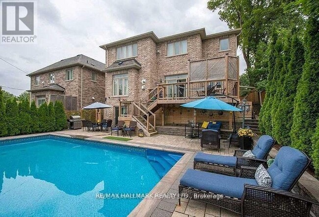 Photo - 90 Grandview Ave