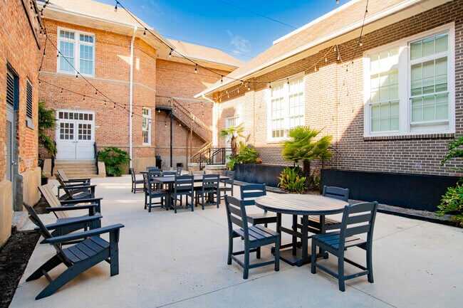 Old Shell Lofts Courtyard