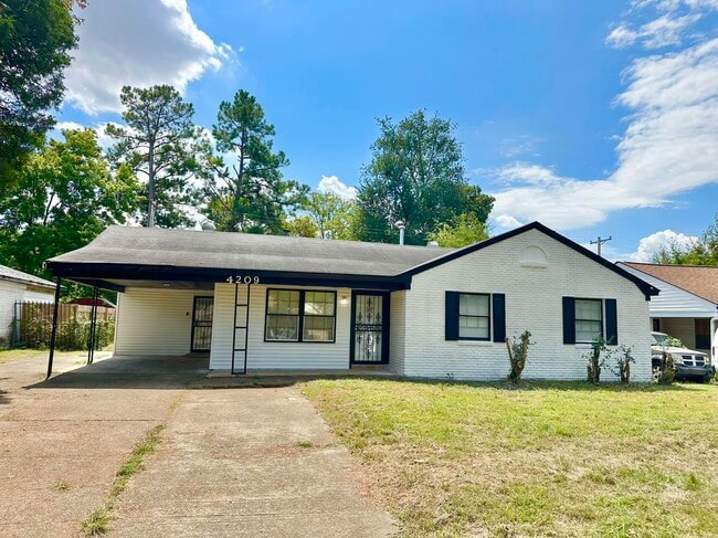 Building Photo - 4209 Camelot Ave Rental