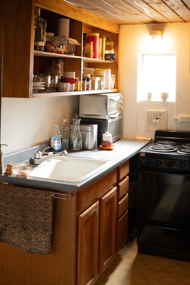 Photo - 3246 NE 85th St Unit #1