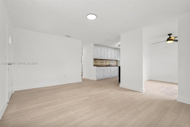 Photo - 153 NW 42nd St Unidad 1