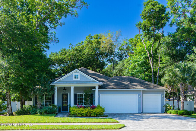 Building Photo - 13723 Hidden Oaks Ln Rental