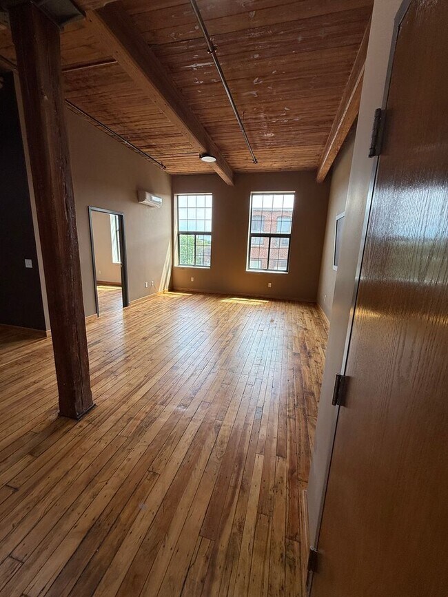Photo - 70 Webster St Unidad 303