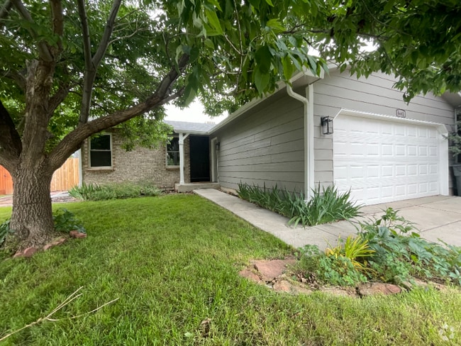 Building Photo - 8641 Apache Plume Dr Rental