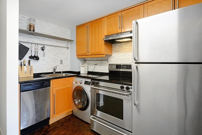 Photo - 212 9th St