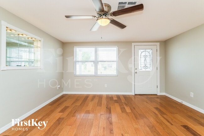 Photo - 9115 St Regis Ln