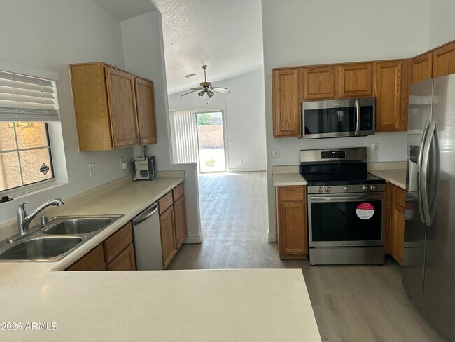 Photo - 1203 W Kesler Ln