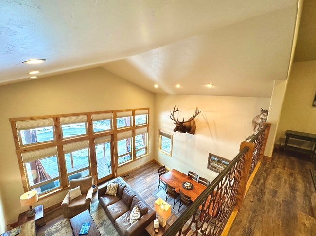 Photo - 283 Eagle Bend Dr