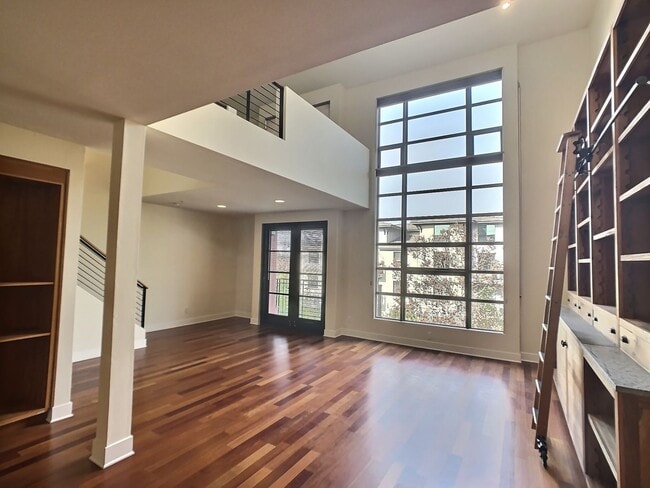 Photo - BRIGHT, SPACIOUS 1BD/1.5BA LOFT IN JAPANTOWN - DOWNTOWN SAN JOSE Unit 207