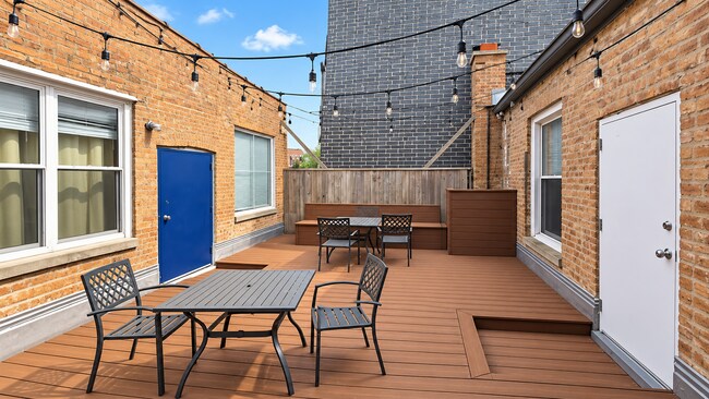 1214 W Belmont Ave Unit 2S