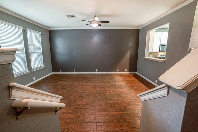 Photo - 2640 Grayson Way