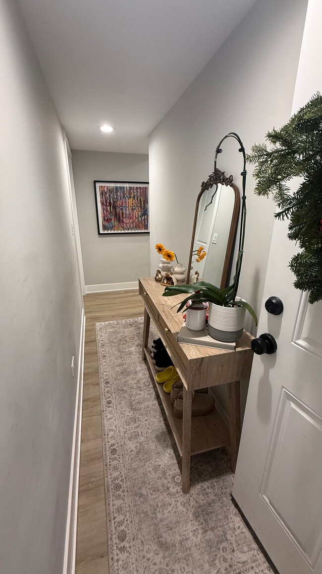 Photo - 2175 N Maplewood Ave Unit G