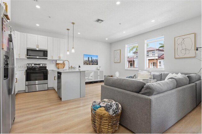 Photo - 4425 SW 160th Ave Unit 213