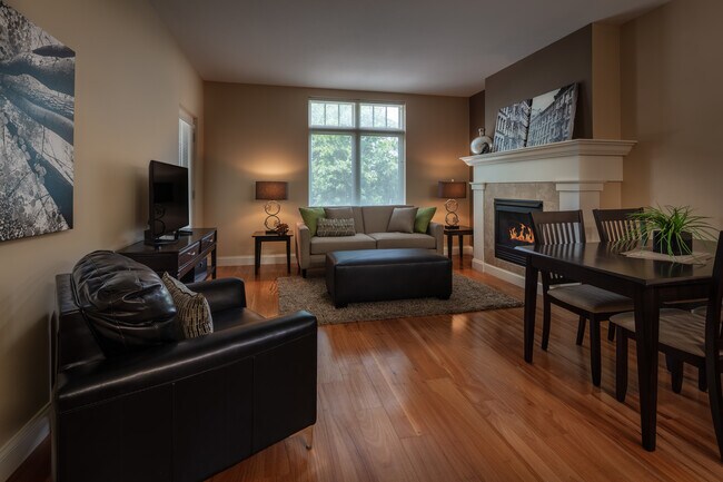 Photo - Brownstone on Old Sauk