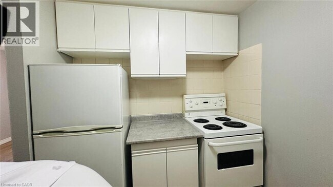 Photo - 1200 Courtland Ave E