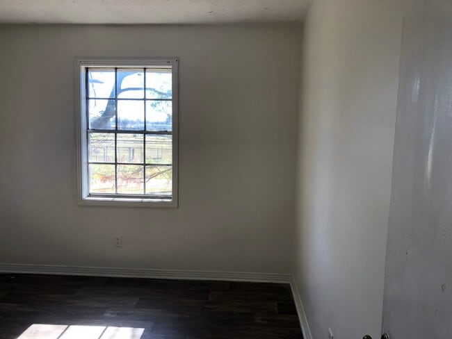 Photo - 2112 14th Ave N Unit D