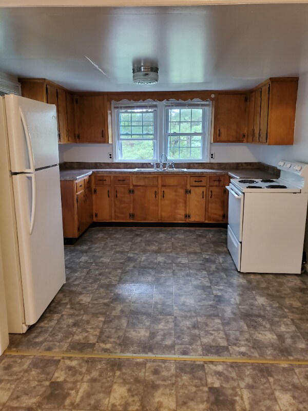 Photo - 216 Gold Field Rd NE