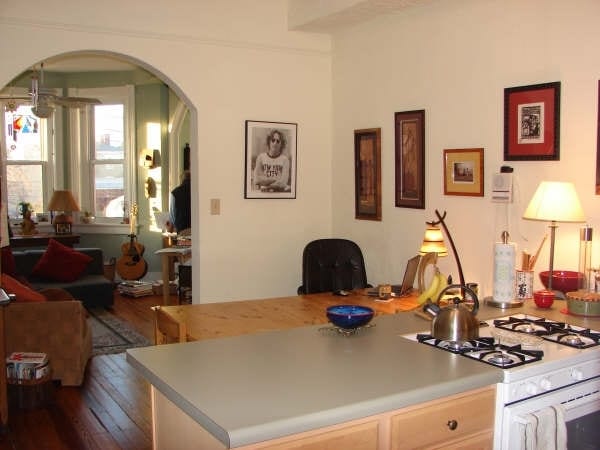 Building Photo - 5 S. 1st St. Unit RARE, BRIGHT, AND VERY SPECIAL 1 BR APT