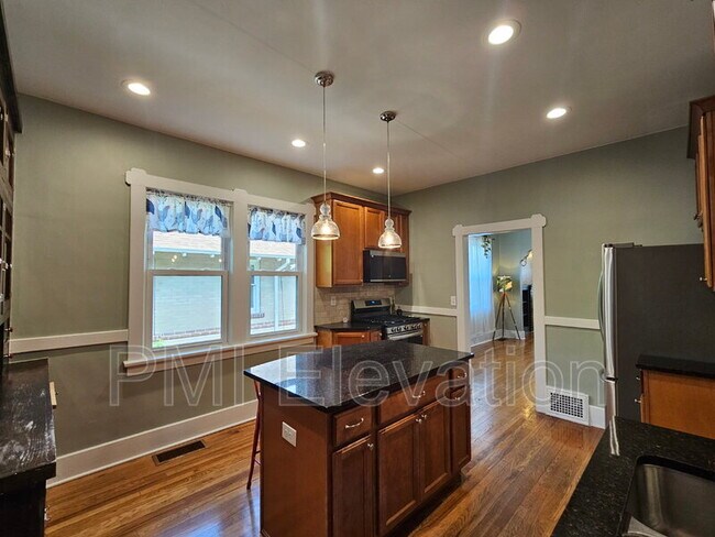 Photo - 1529 Lowell Blvd