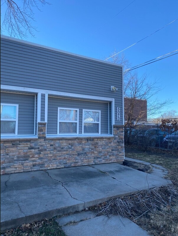 Building Photo - 5073 Orchard St