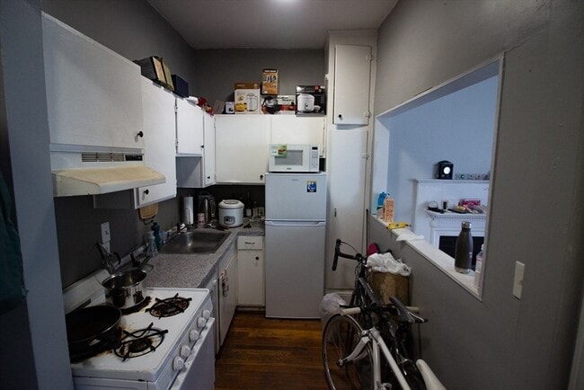 Photo - 44 Fenway Unidad 8