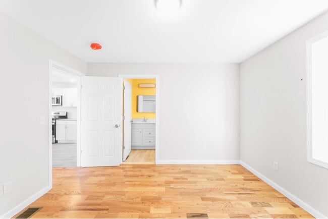 Photo - 12 Andy St Unidad 2