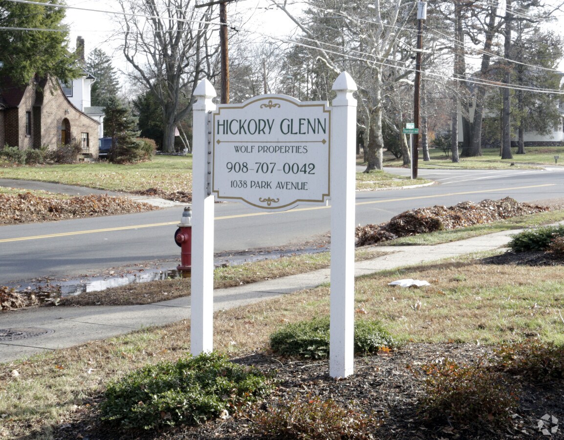 Photo - Hickory Glen