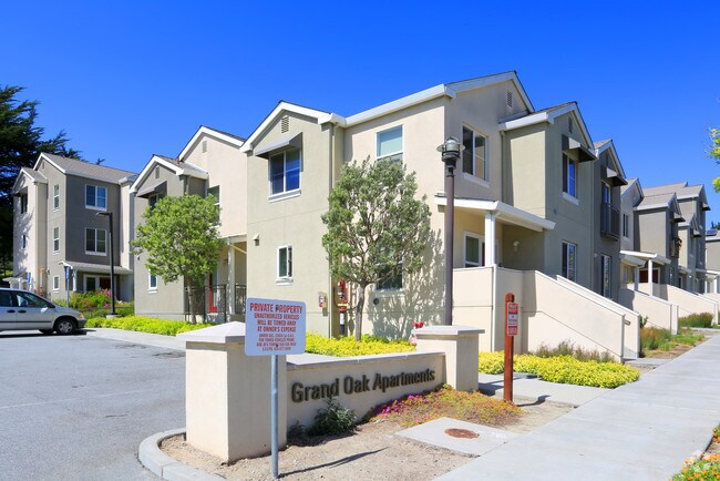Photo - Grand Oak Apartments