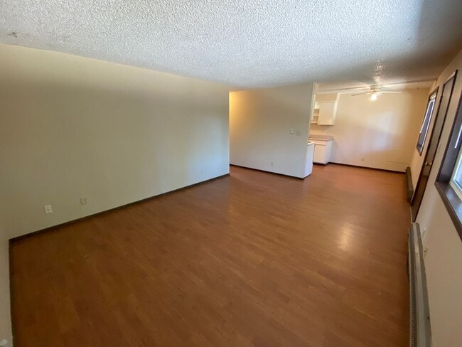 Photo - 111 W 12th Ave Unidad #3