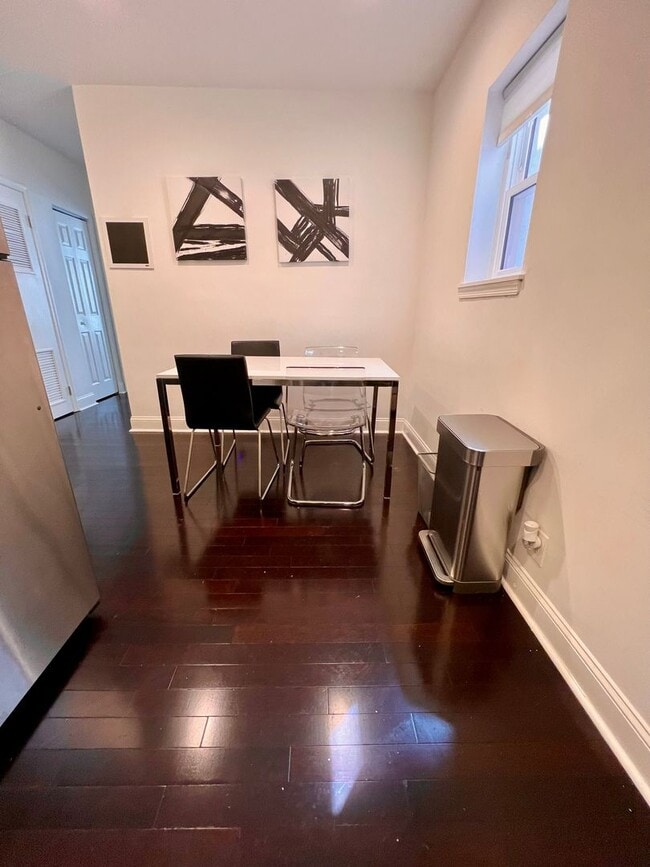Photo - 1839 N 33rd St Unit 2R