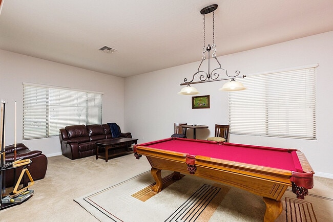 Building Photo - 7317 N 85th Ave Unit ID1247213P Rental