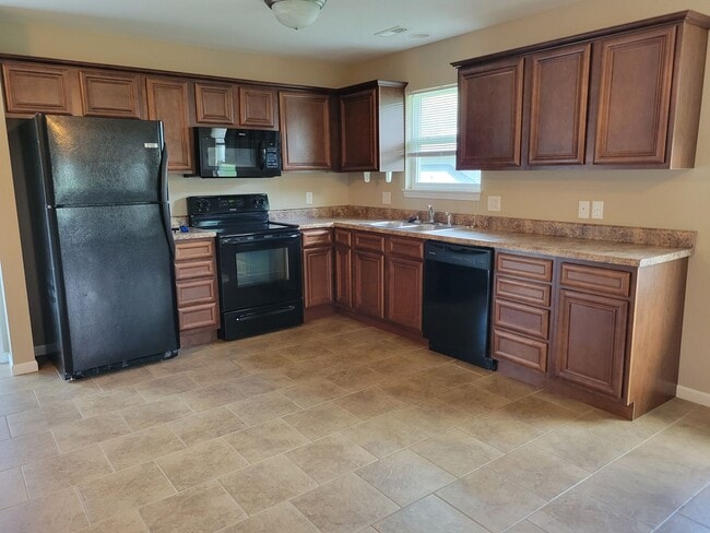Photo - emi1075 Unit 1077