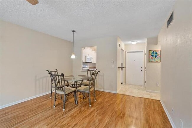 Photo - 440 SE 2nd Ave Unit 3