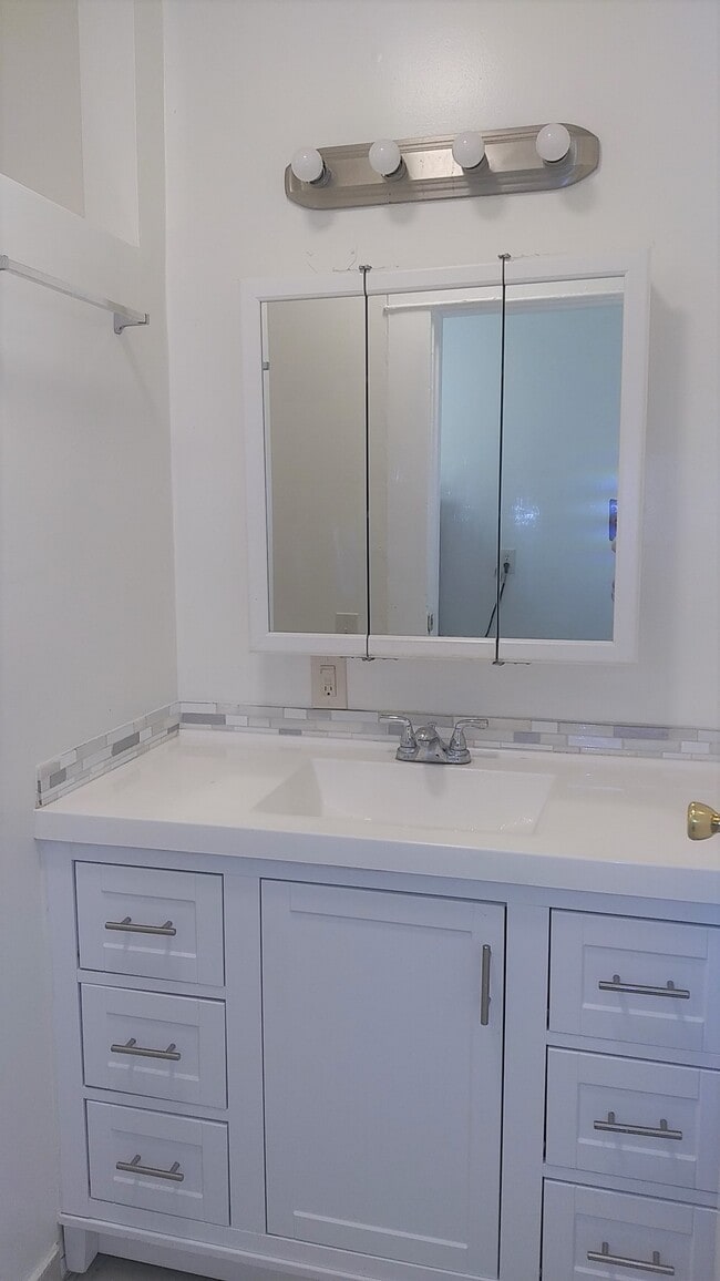 Photo - 1645 N. Harvard Blvd.,