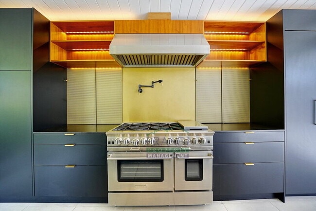 Photo - 18 Anchorage Ct