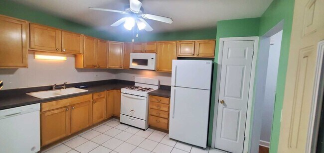 Photo - 1643 W Sherwin Ave Unidad 2C